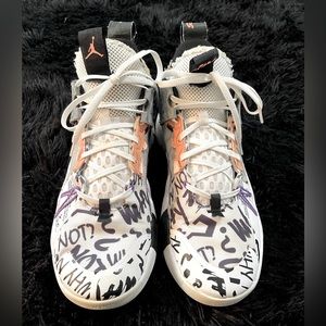 NIKE AIR JORDAN WHY NOT ZERO.2
SE SNEAKERS Men’s 11.5 Used Condition